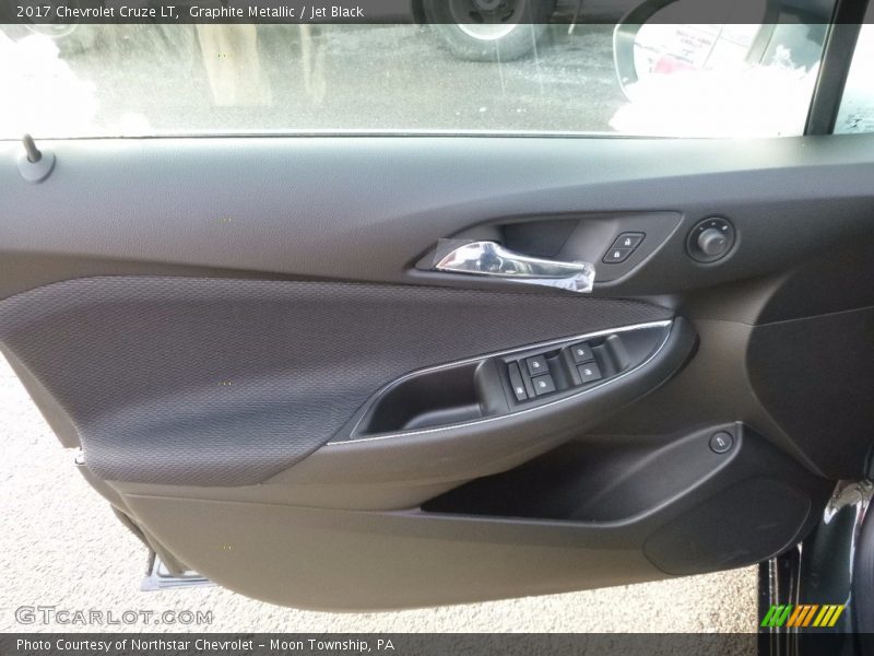 Graphite Metallic / Jet Black 2017 Chevrolet Cruze LT