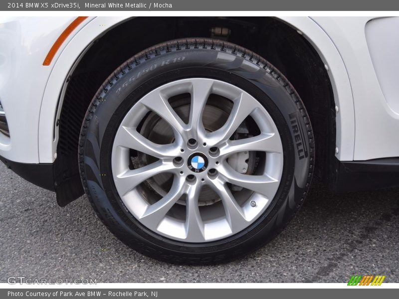Mineral White Metallic / Mocha 2014 BMW X5 xDrive35i