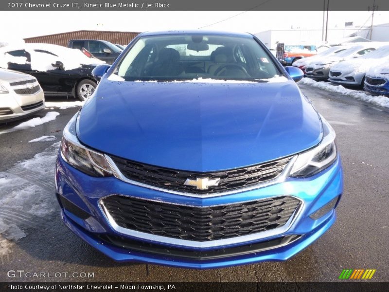 Kinetic Blue Metallic / Jet Black 2017 Chevrolet Cruze LT