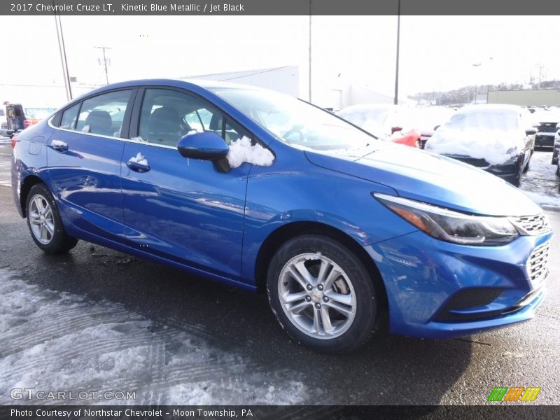 Kinetic Blue Metallic / Jet Black 2017 Chevrolet Cruze LT
