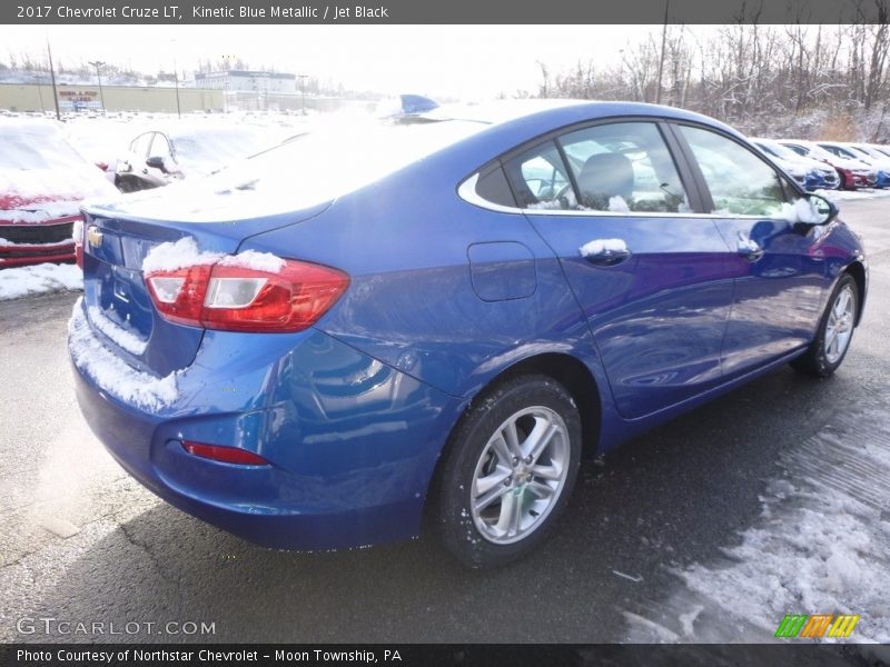 Kinetic Blue Metallic / Jet Black 2017 Chevrolet Cruze LT