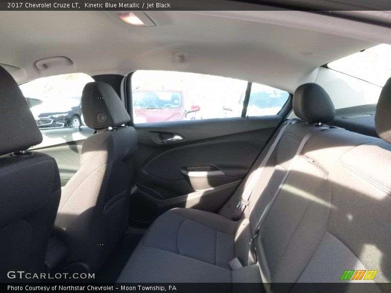 Kinetic Blue Metallic / Jet Black 2017 Chevrolet Cruze LT