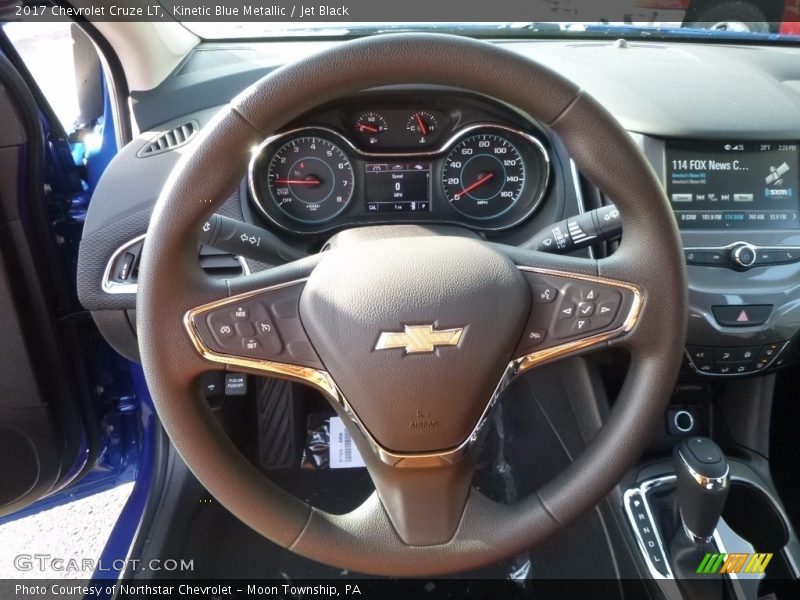Kinetic Blue Metallic / Jet Black 2017 Chevrolet Cruze LT