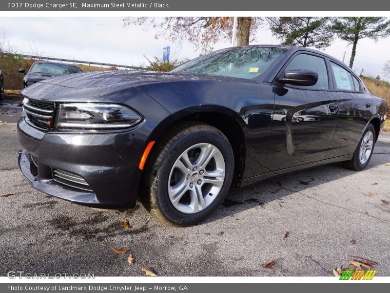 Maximum Steel Metallic / Black 2017 Dodge Charger SE