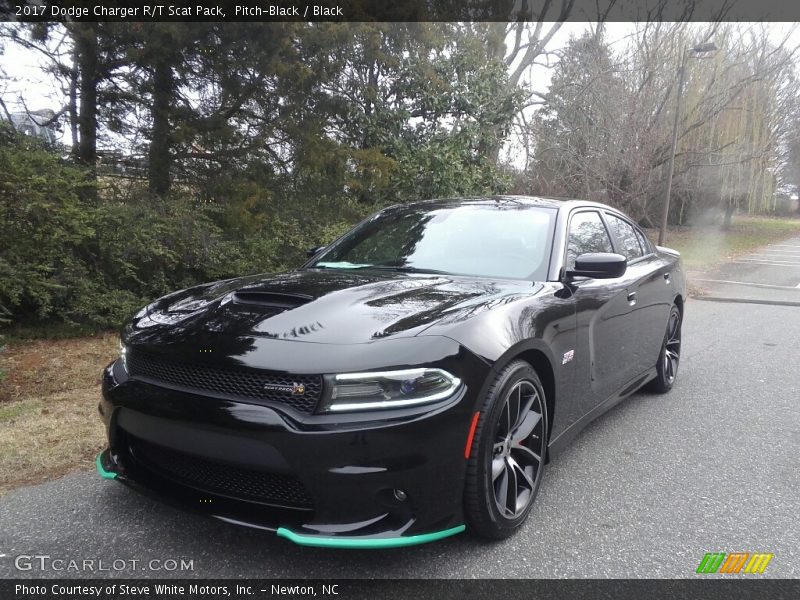 Pitch-Black / Black 2017 Dodge Charger R/T Scat Pack