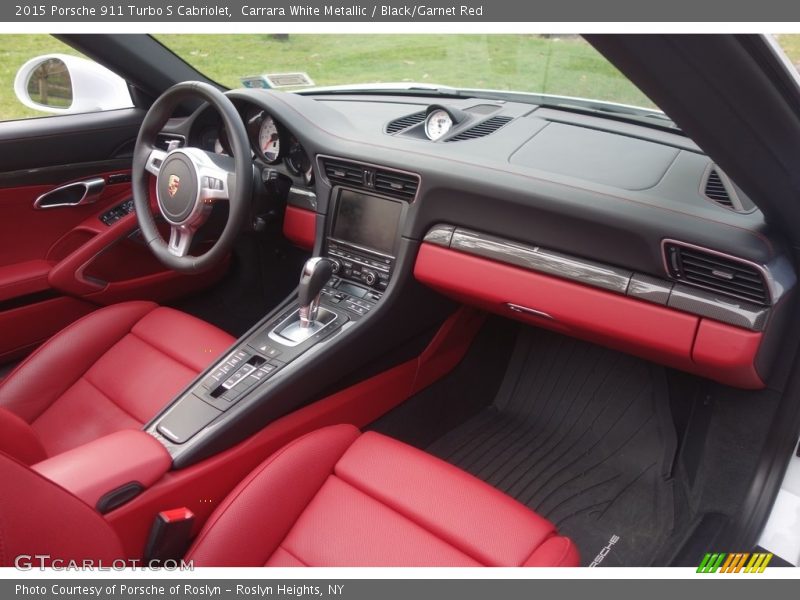 Dashboard of 2015 911 Turbo S Cabriolet