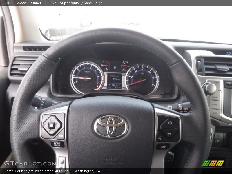 Super White / Sand Beige 2016 Toyota 4Runner SR5 4x4