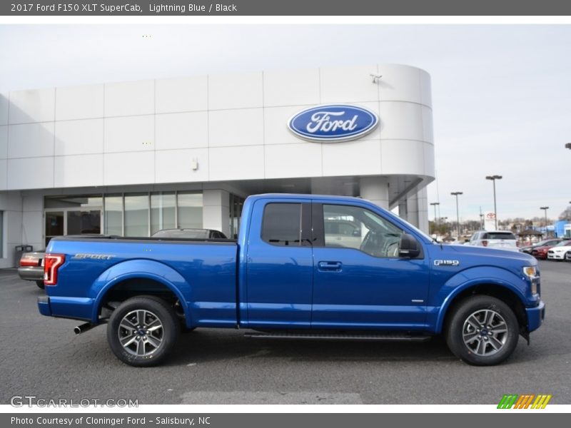  2017 F150 XLT SuperCab Lightning Blue