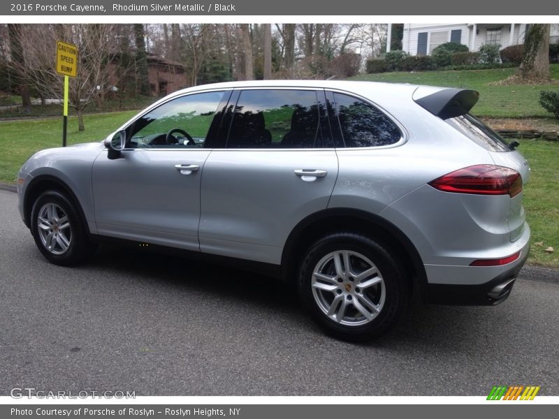 Rhodium Silver Metallic / Black 2016 Porsche Cayenne