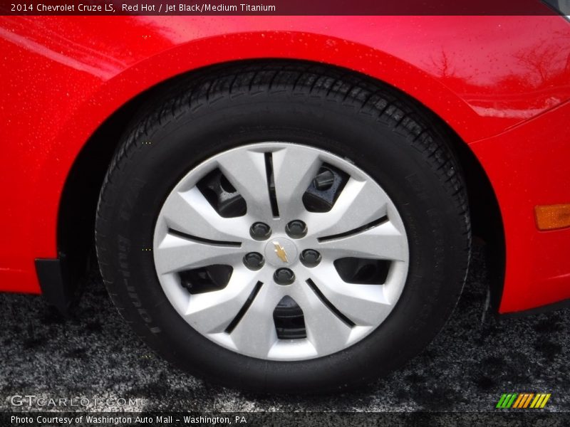 Red Hot / Jet Black/Medium Titanium 2014 Chevrolet Cruze LS