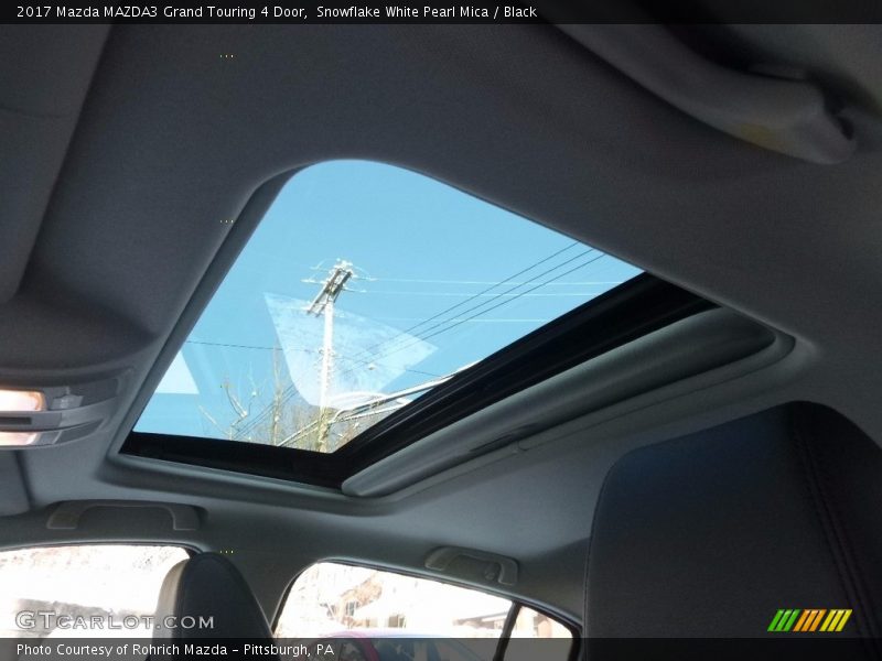 Snowflake White Pearl Mica / Black 2017 Mazda MAZDA3 Grand Touring 4 Door