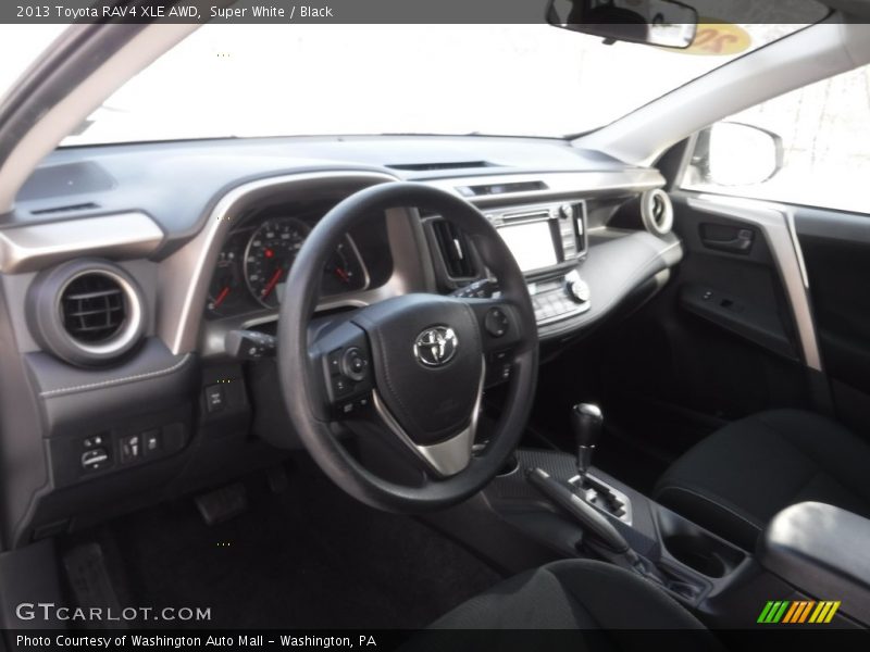 Super White / Black 2013 Toyota RAV4 XLE AWD