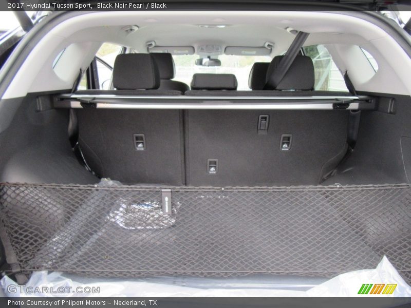 Black Noir Pearl / Black 2017 Hyundai Tucson Sport