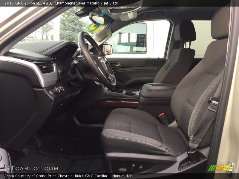 Champagne Silver Metallic / Jet Black 2015 GMC Yukon SLE 4WD