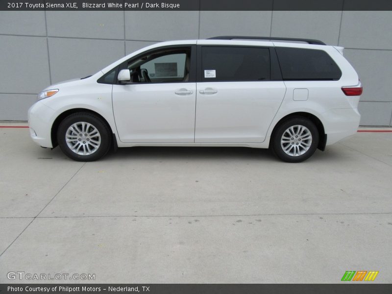 Blizzard White Pearl / Dark Bisque 2017 Toyota Sienna XLE