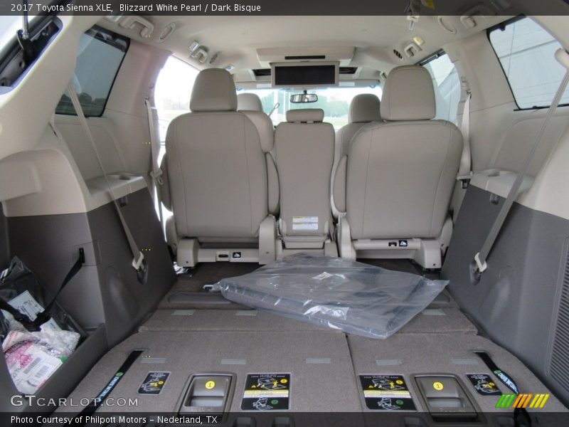 Blizzard White Pearl / Dark Bisque 2017 Toyota Sienna XLE