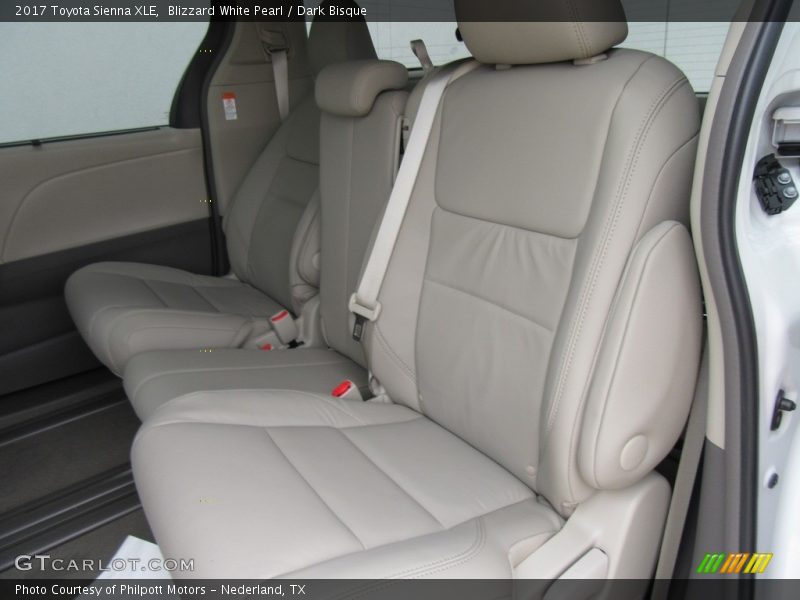Blizzard White Pearl / Dark Bisque 2017 Toyota Sienna XLE