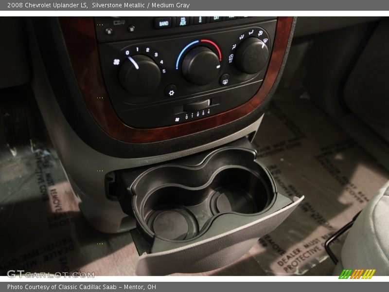 Silverstone Metallic / Medium Gray 2008 Chevrolet Uplander LS