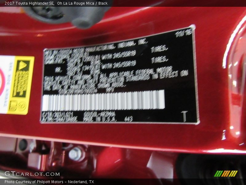 Oh La La Rouge Mica / Black 2017 Toyota Highlander SE
