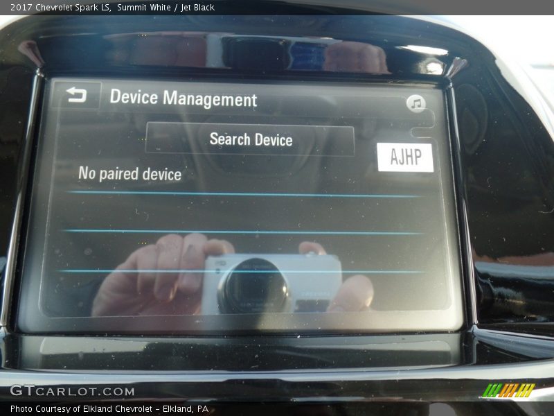 Summit White / Jet Black 2017 Chevrolet Spark LS