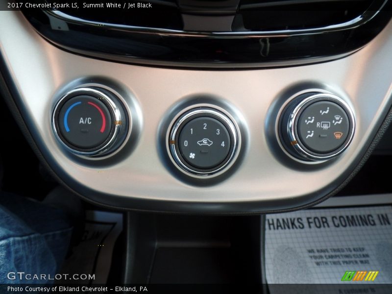 Summit White / Jet Black 2017 Chevrolet Spark LS