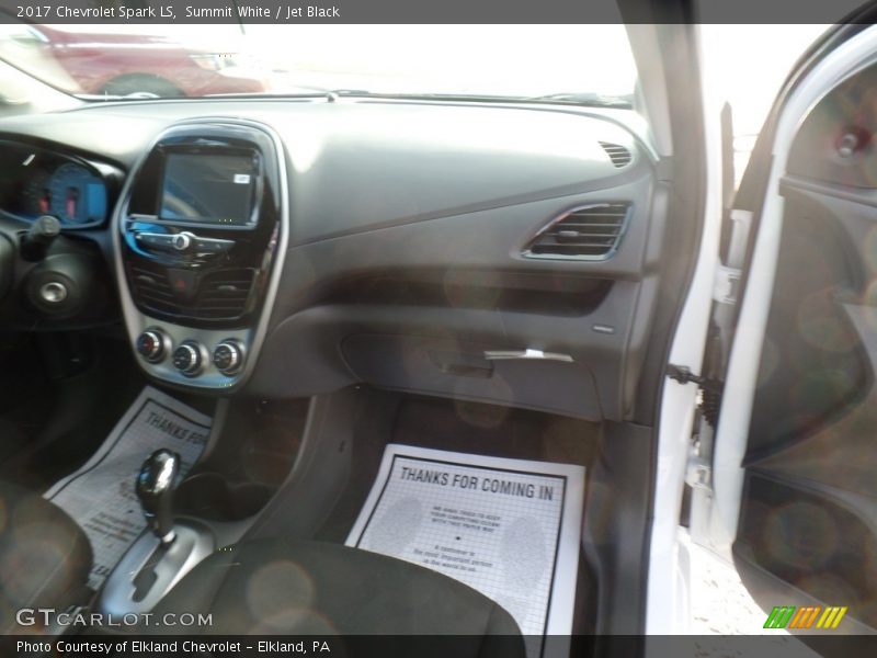 Summit White / Jet Black 2017 Chevrolet Spark LS
