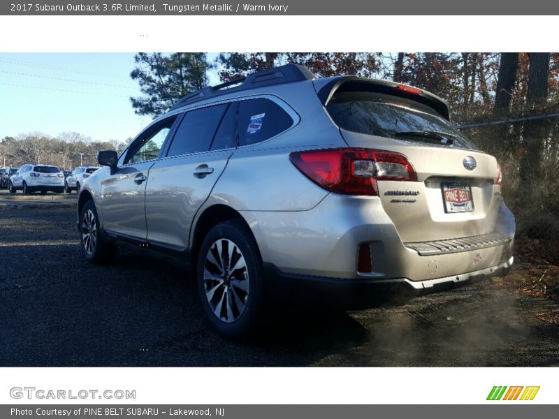 Tungsten Metallic / Warm Ivory 2017 Subaru Outback 3.6R Limited