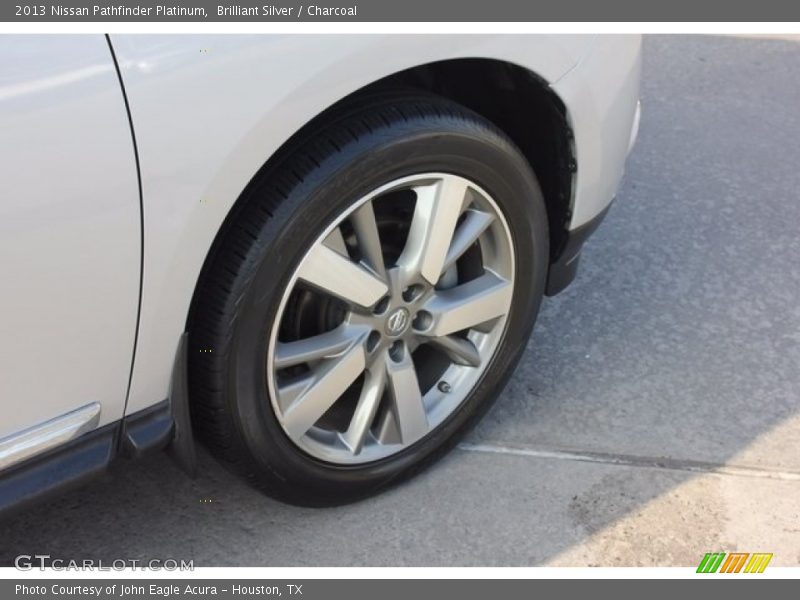 Brilliant Silver / Charcoal 2013 Nissan Pathfinder Platinum