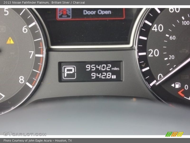 Brilliant Silver / Charcoal 2013 Nissan Pathfinder Platinum