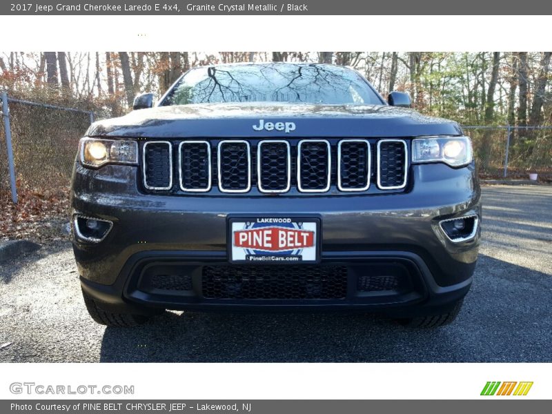 Granite Crystal Metallic / Black 2017 Jeep Grand Cherokee Laredo E 4x4