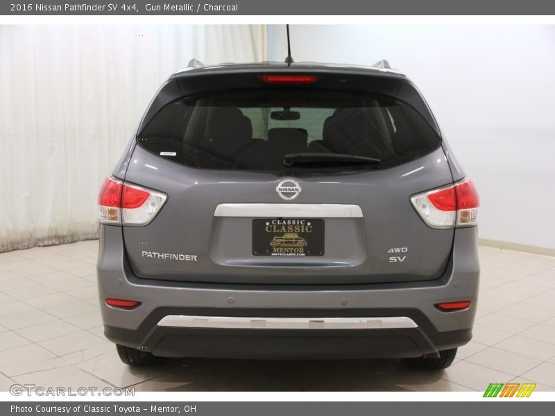 Gun Metallic / Charcoal 2016 Nissan Pathfinder SV 4x4