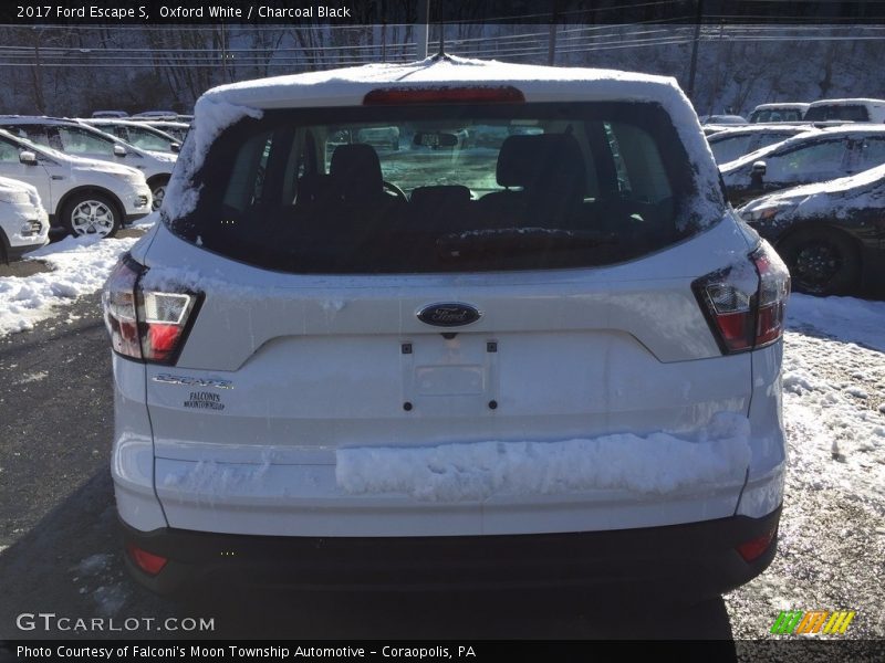 Oxford White / Charcoal Black 2017 Ford Escape S
