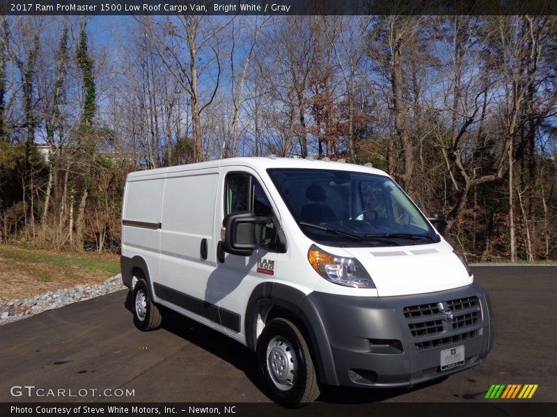 Bright White / Gray 2017 Ram ProMaster 1500 Low Roof Cargo Van