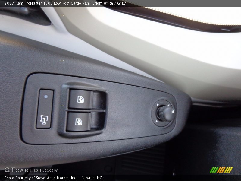 Bright White / Gray 2017 Ram ProMaster 1500 Low Roof Cargo Van