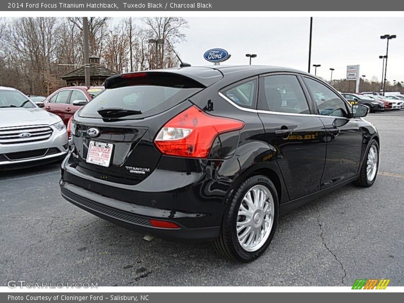 Tuxedo Black / Charcoal Black 2014 Ford Focus Titanium Hatchback