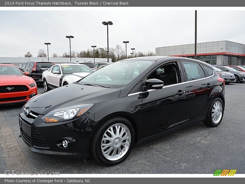 Tuxedo Black / Charcoal Black 2014 Ford Focus Titanium Hatchback