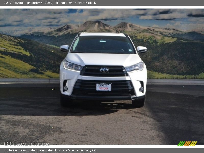 Blizzard White Pearl / Black 2017 Toyota Highlander SE AWD