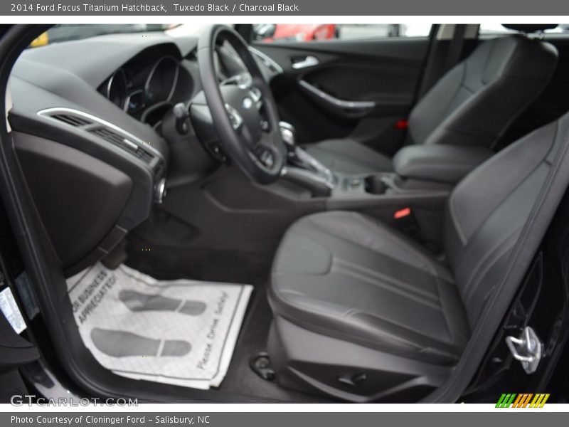 Tuxedo Black / Charcoal Black 2014 Ford Focus Titanium Hatchback