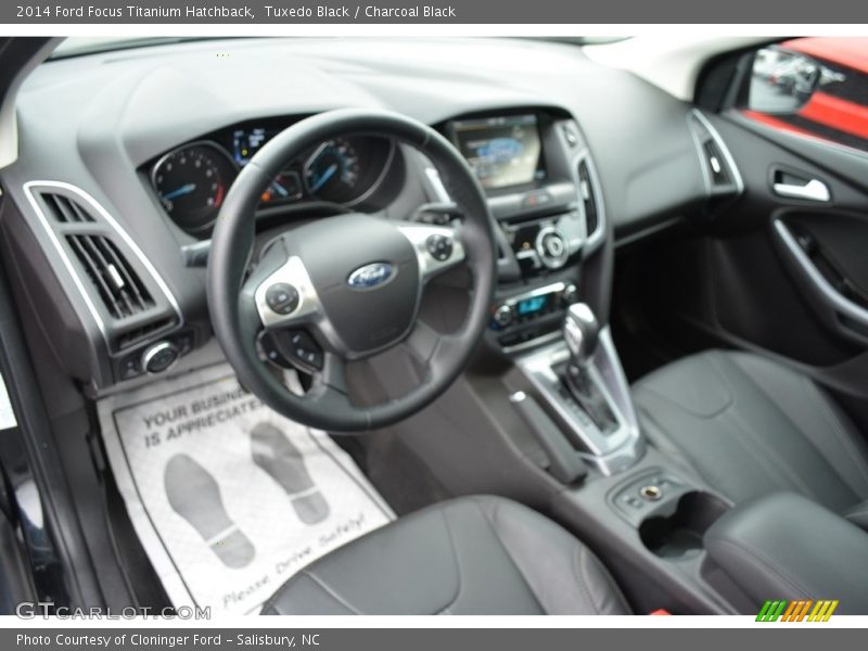 Tuxedo Black / Charcoal Black 2014 Ford Focus Titanium Hatchback