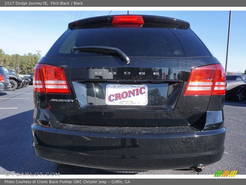 Pitch Black / Black 2017 Dodge Journey SE