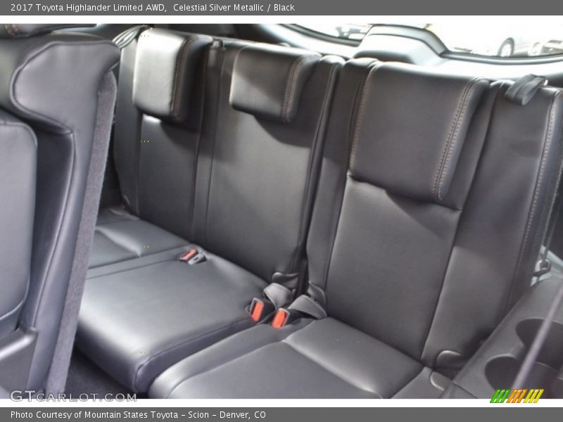 Celestial Silver Metallic / Black 2017 Toyota Highlander Limited AWD