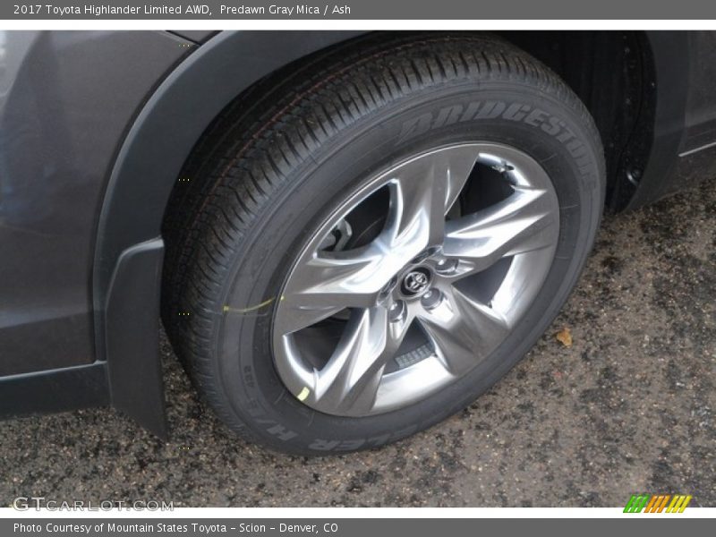 Predawn Gray Mica / Ash 2017 Toyota Highlander Limited AWD