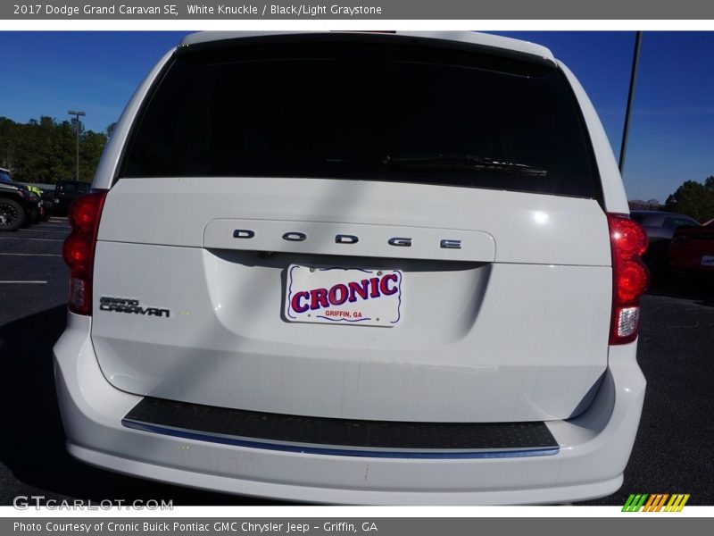 White Knuckle / Black/Light Graystone 2017 Dodge Grand Caravan SE