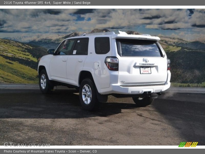 Super White / Sand Beige 2016 Toyota 4Runner SR5 4x4