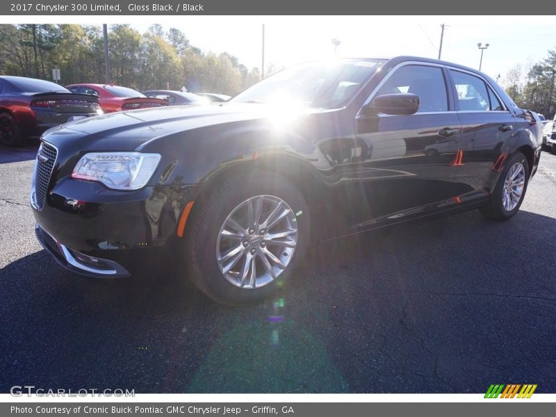 Gloss Black / Black 2017 Chrysler 300 Limited