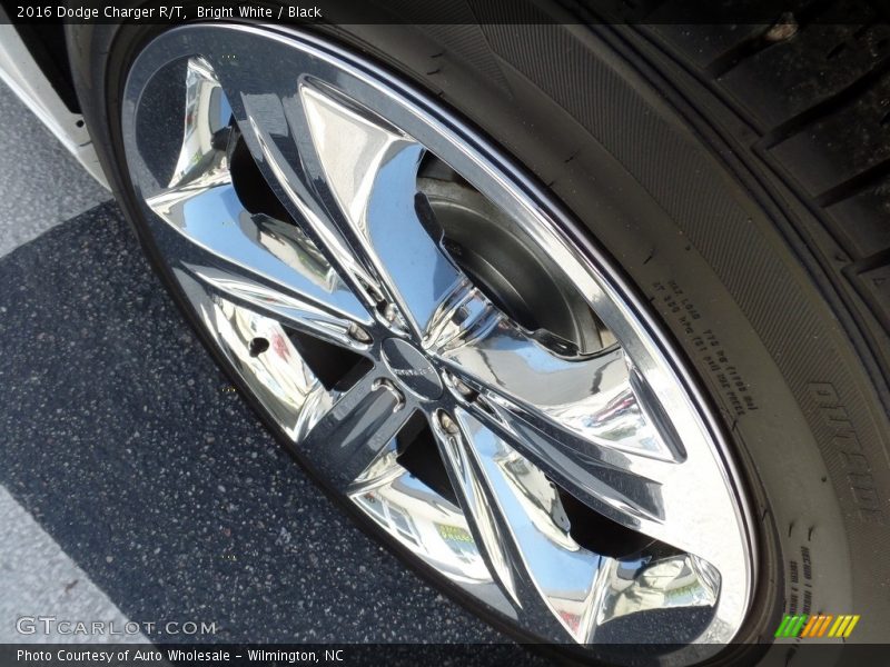 Bright White / Black 2016 Dodge Charger R/T