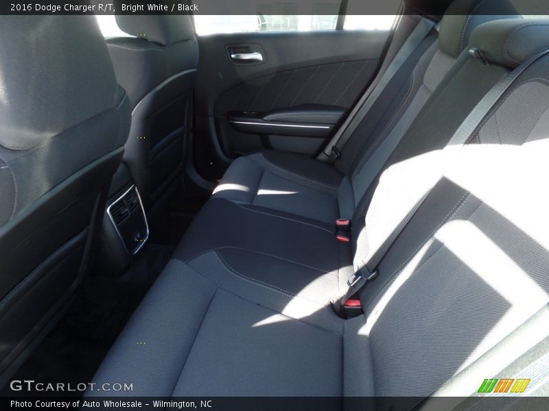 Bright White / Black 2016 Dodge Charger R/T