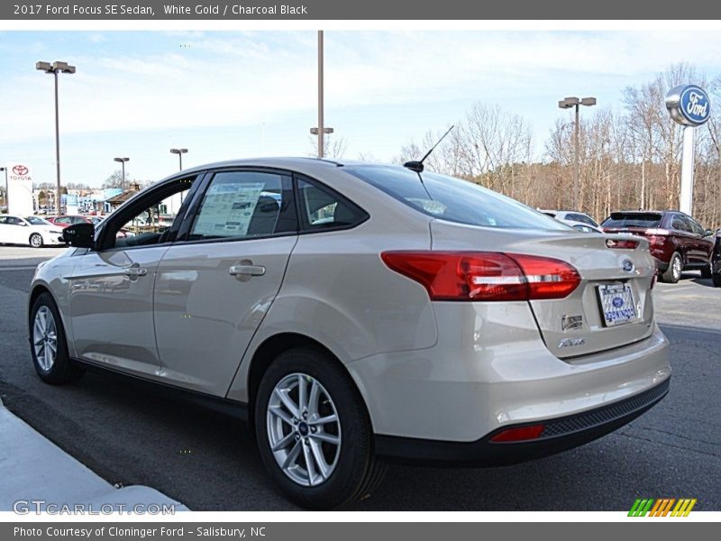 White Gold / Charcoal Black 2017 Ford Focus SE Sedan