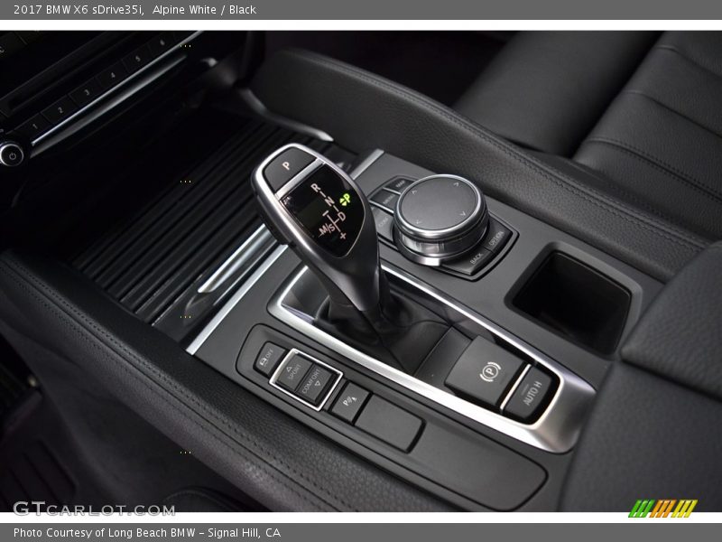 Alpine White / Black 2017 BMW X6 sDrive35i