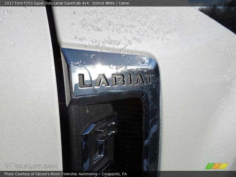Oxford White / Camel 2017 Ford F350 Super Duty Lariat SuperCab 4x4